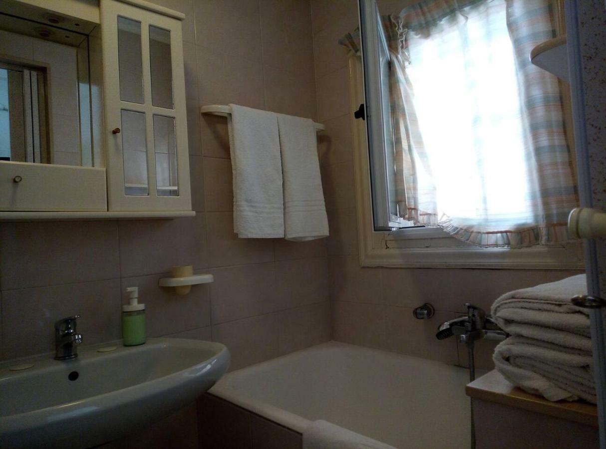 Апартаменты Campus House Бари Экстерьер фото